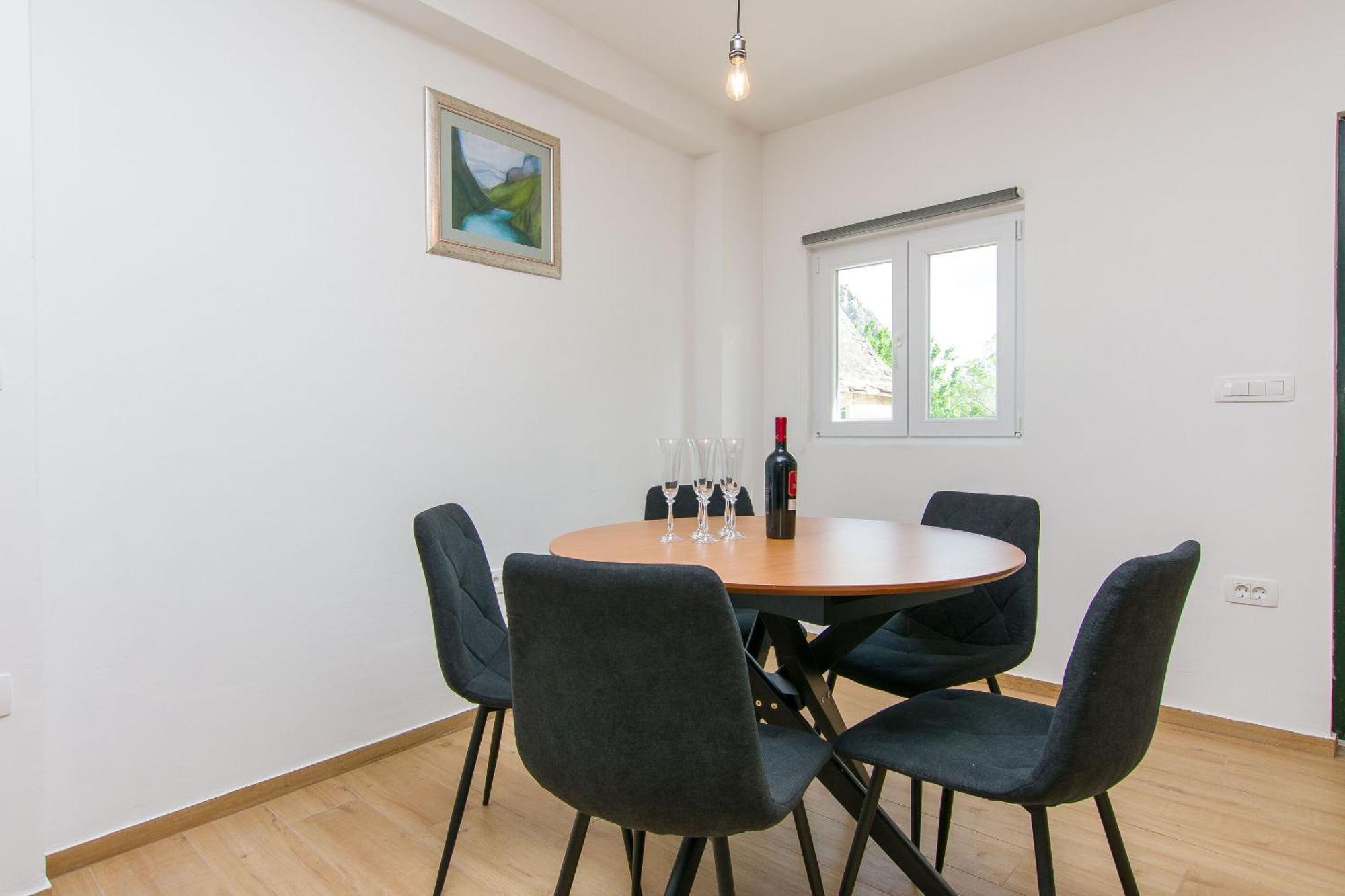 Apartment Petea Omiš Εξωτερικό φωτογραφία