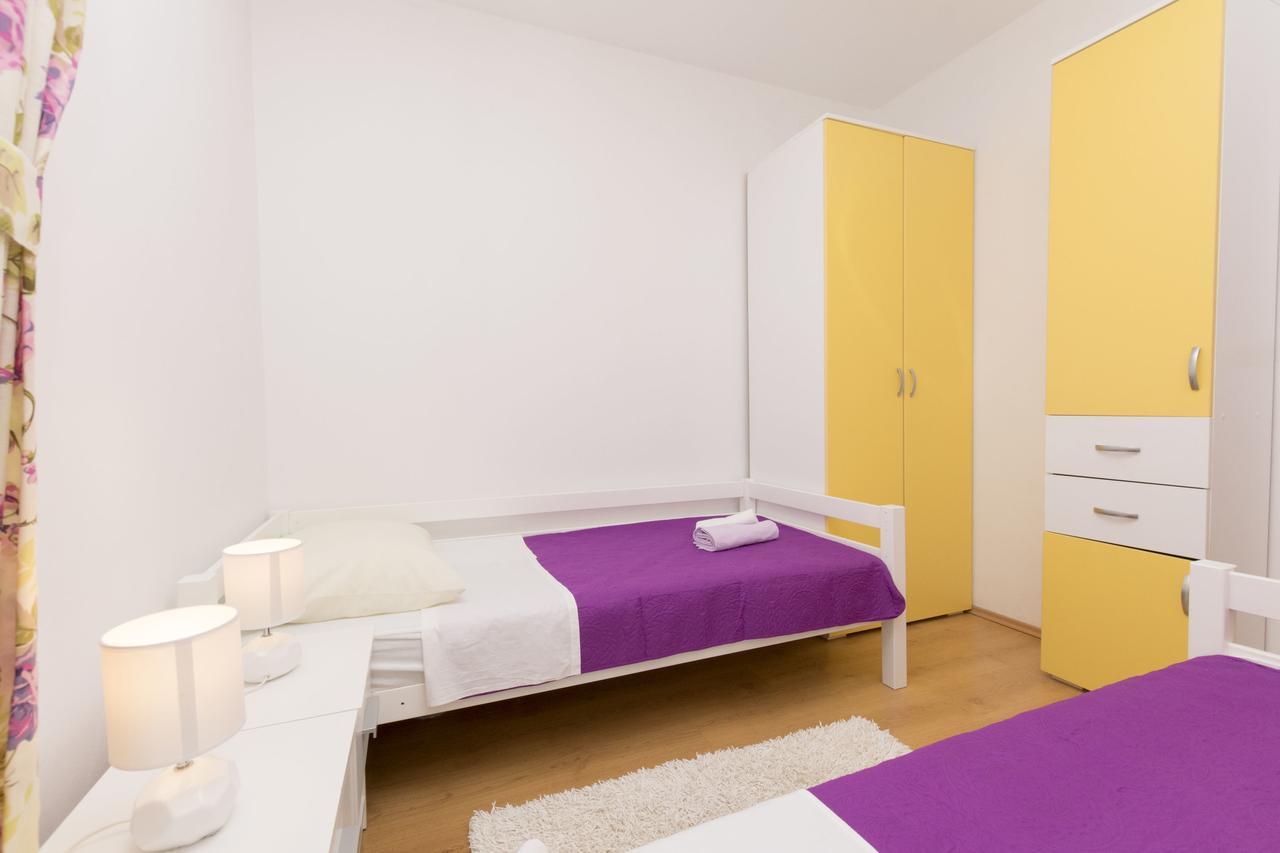 Apartment Petea Omiš Δωμάτιο φωτογραφία