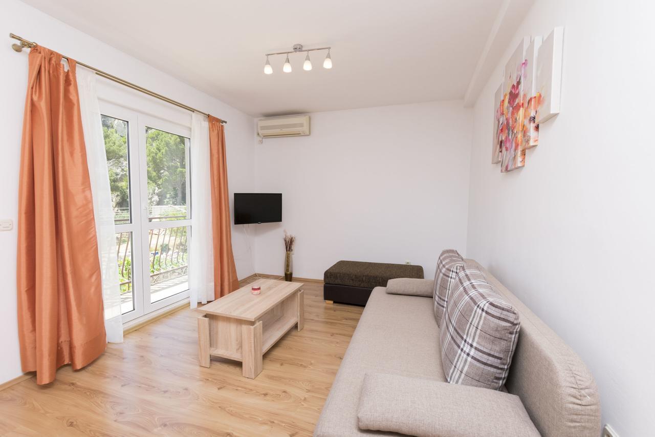 Apartment Petea Omiš Δωμάτιο φωτογραφία