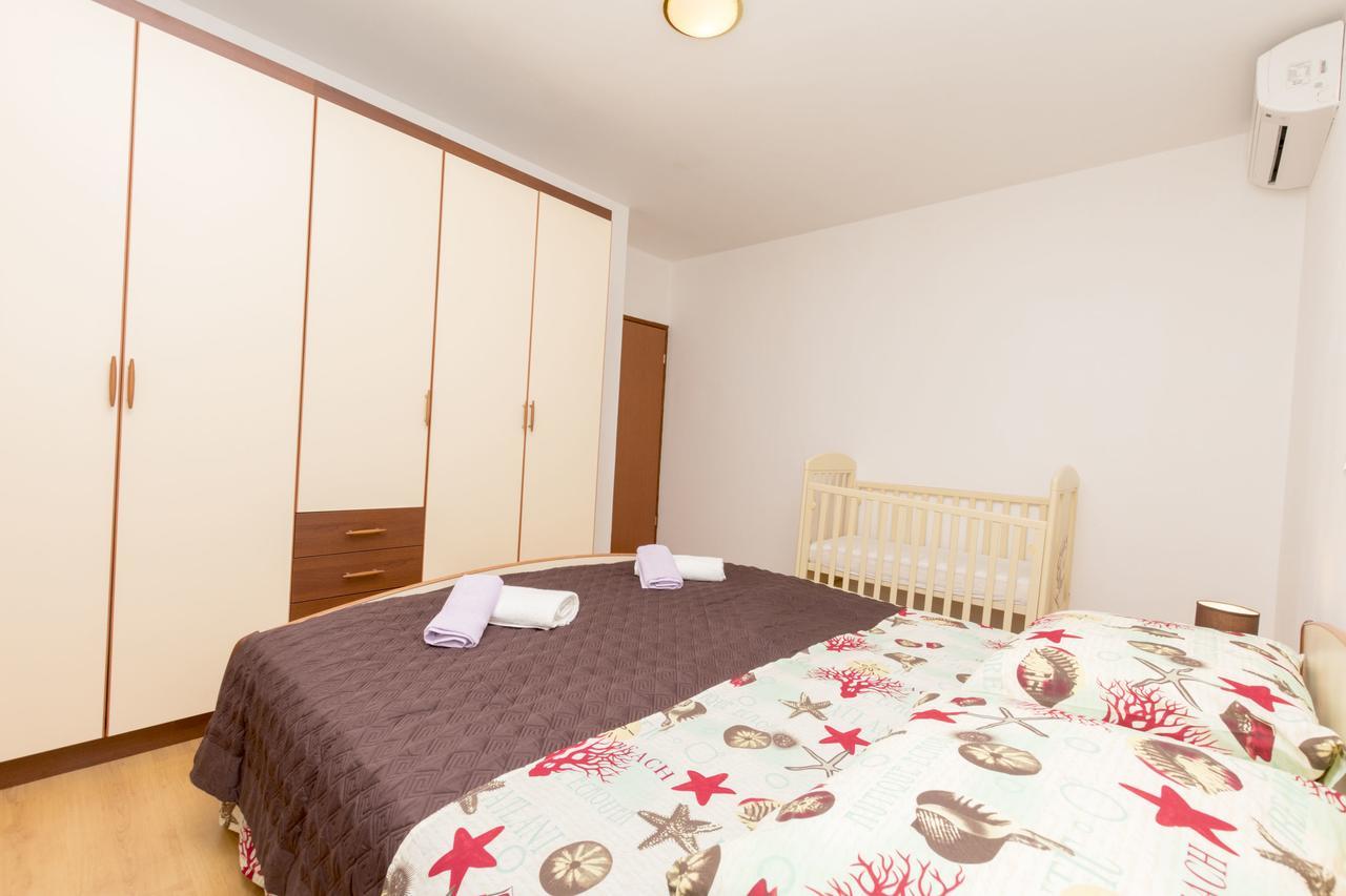 Apartment Petea Omiš Εξωτερικό φωτογραφία